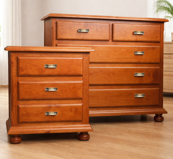 1555-401-382   Cómoda y mesita provenzal 